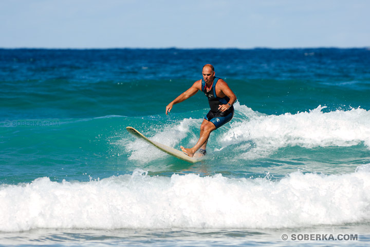 Surfeur longue board à Sydney - Manly