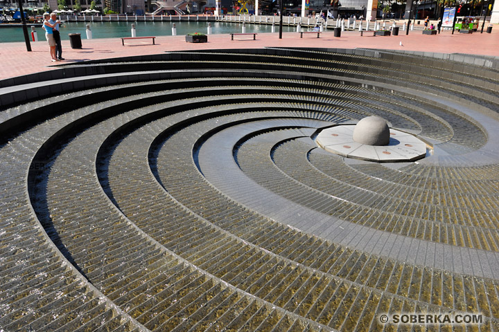 Fontaine de Darling Harbour à Sydney